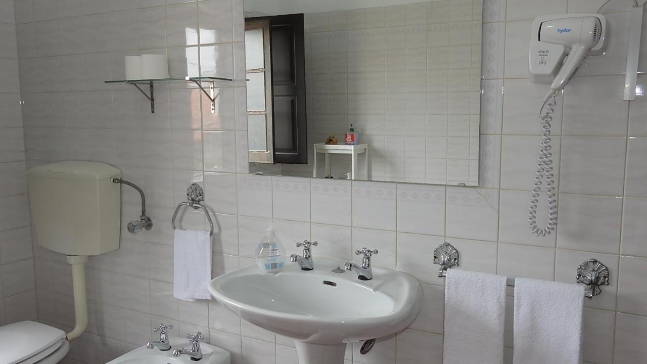 Hospedaria Do Senhor Da Pedra Obidos Exterior photo